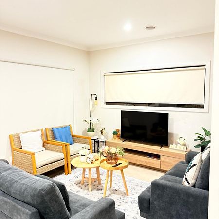 Melbourne Holiday House For 15 Peoples In Sanctuary Lake بوينت كوك المظهر الخارجي الصورة