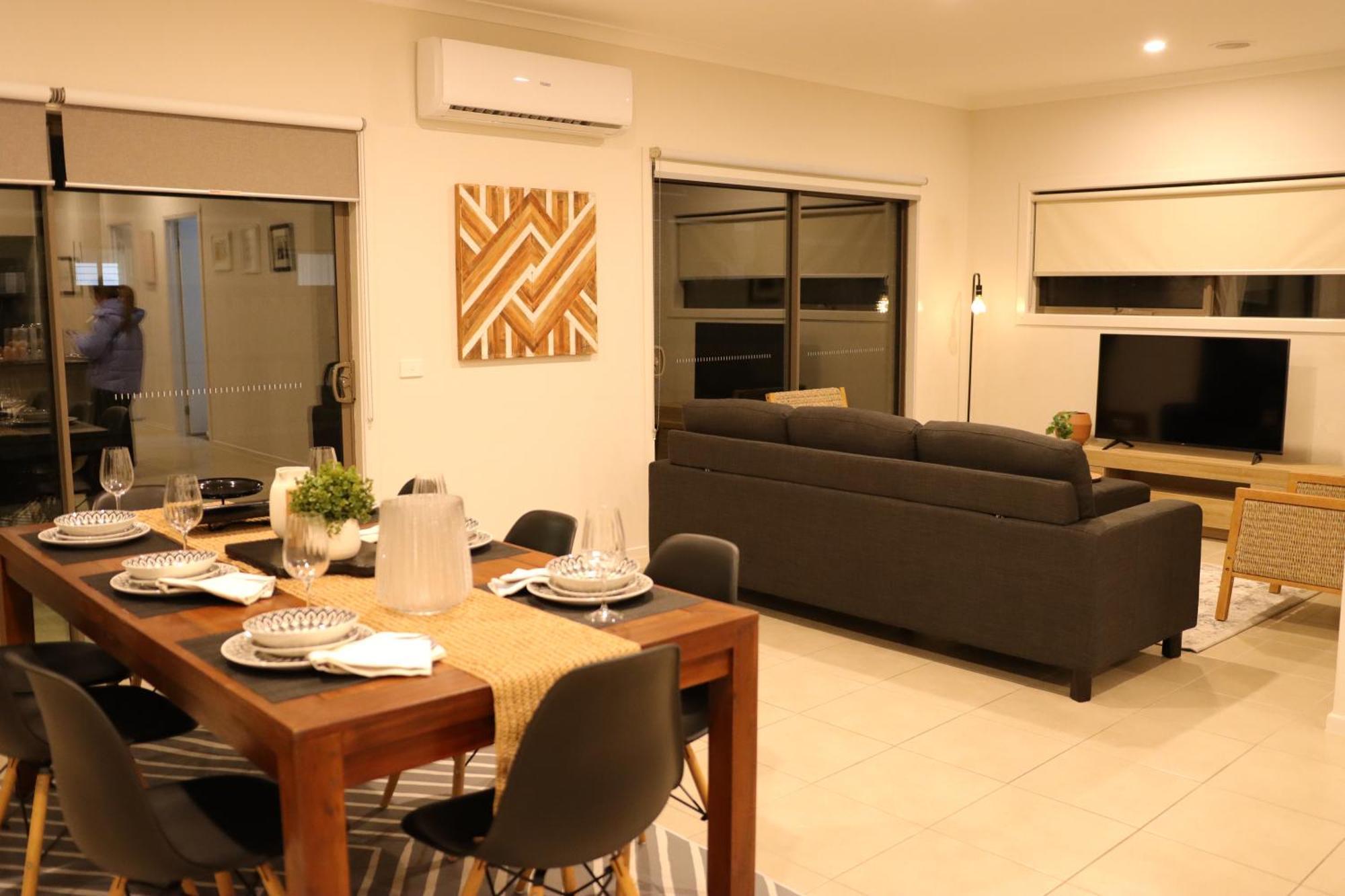 Melbourne Holiday House For 15 Peoples In Sanctuary Lake بوينت كوك المظهر الخارجي الصورة