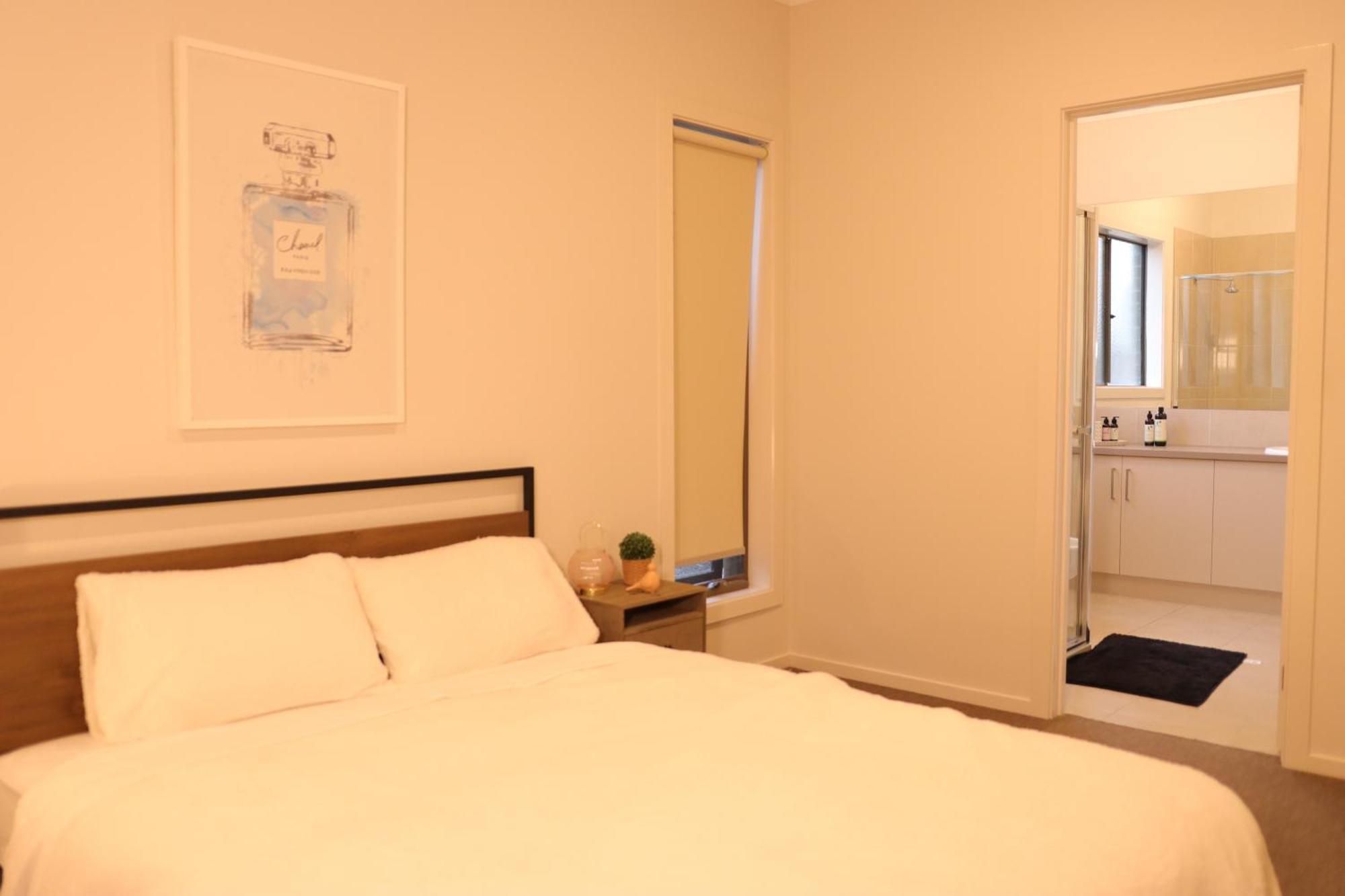 Melbourne Holiday House For 15 Peoples In Sanctuary Lake بوينت كوك المظهر الخارجي الصورة