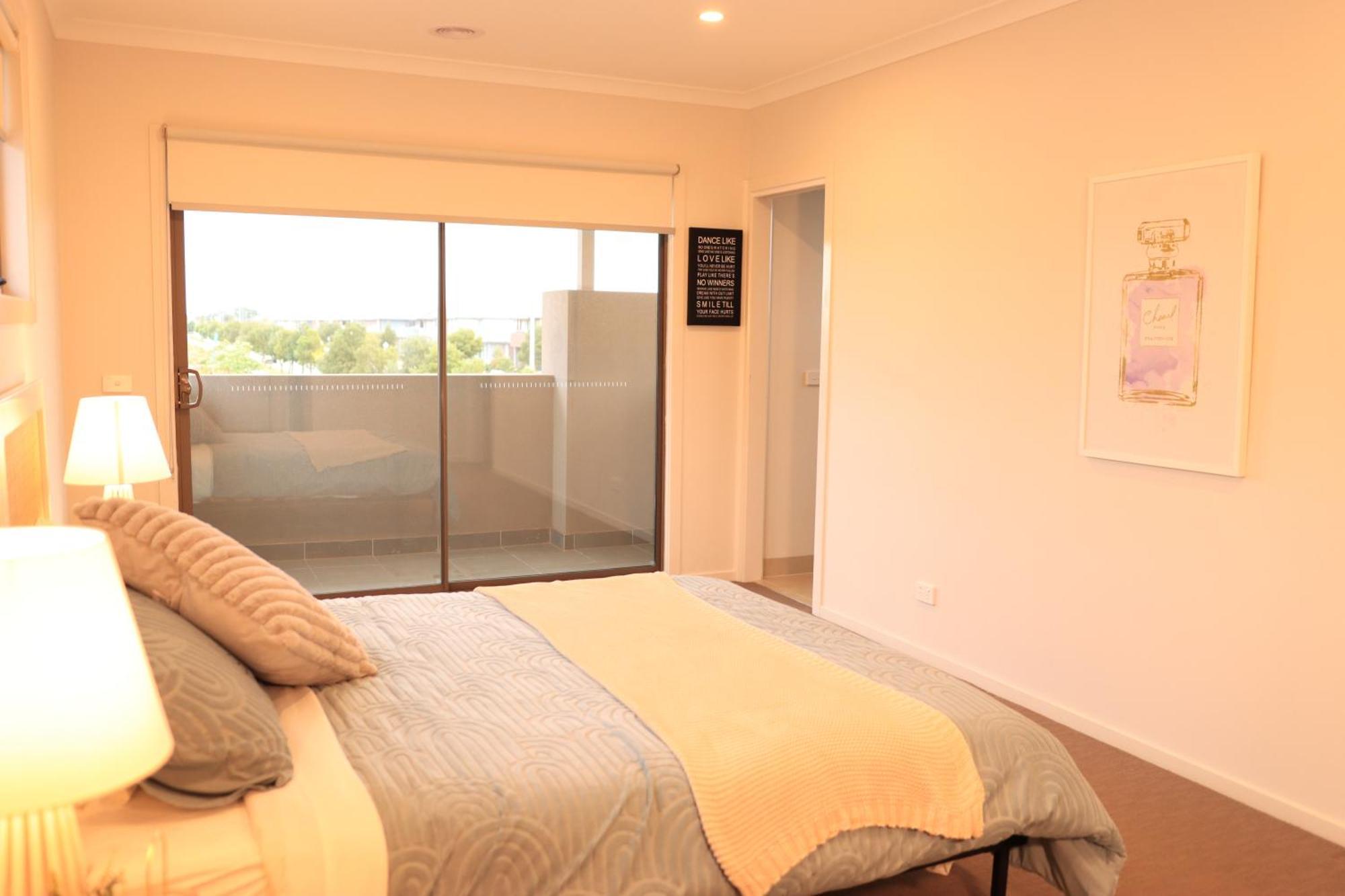 Melbourne Holiday House For 15 Peoples In Sanctuary Lake بوينت كوك المظهر الخارجي الصورة