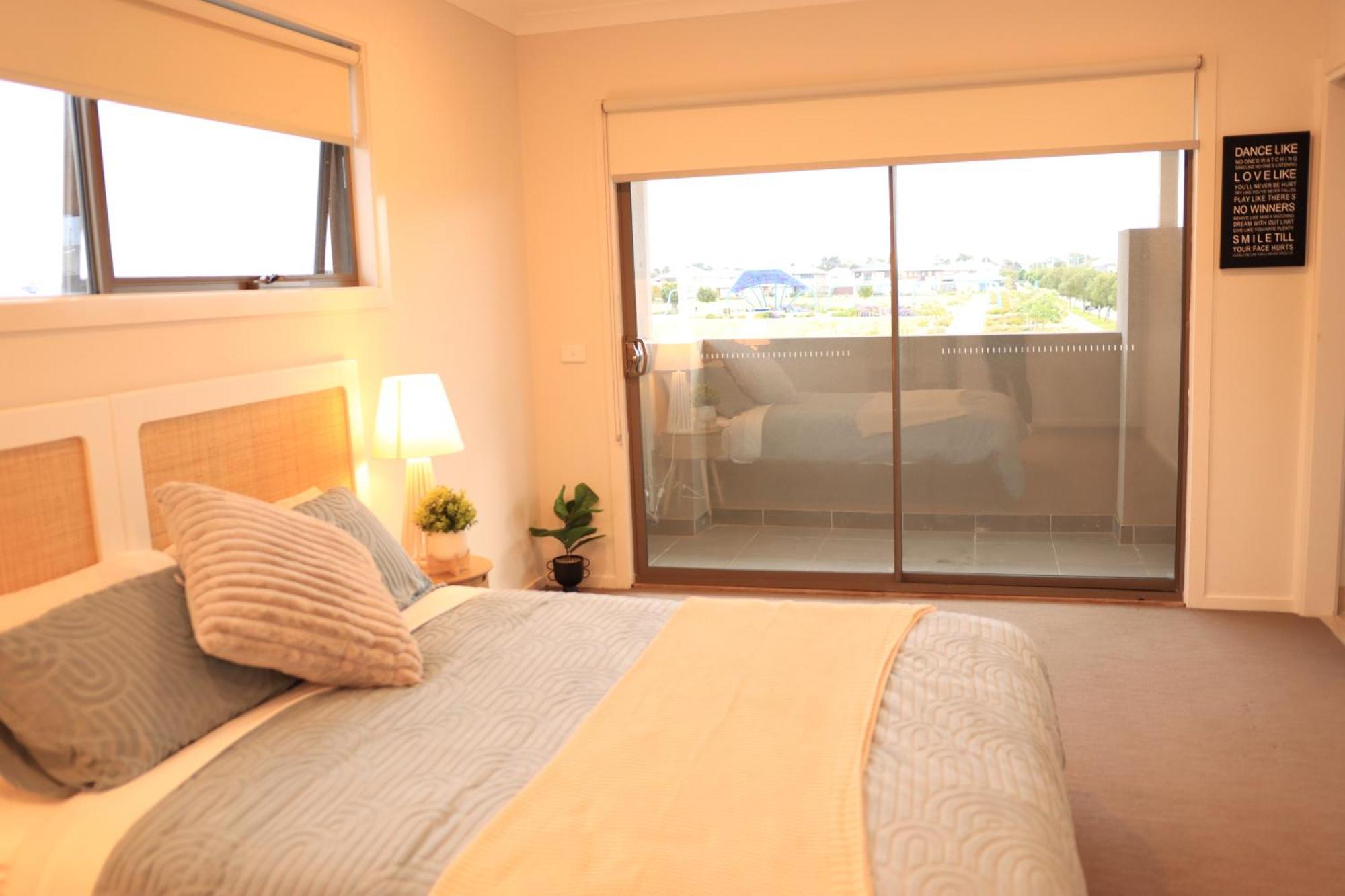 Melbourne Holiday House For 15 Peoples In Sanctuary Lake بوينت كوك المظهر الخارجي الصورة