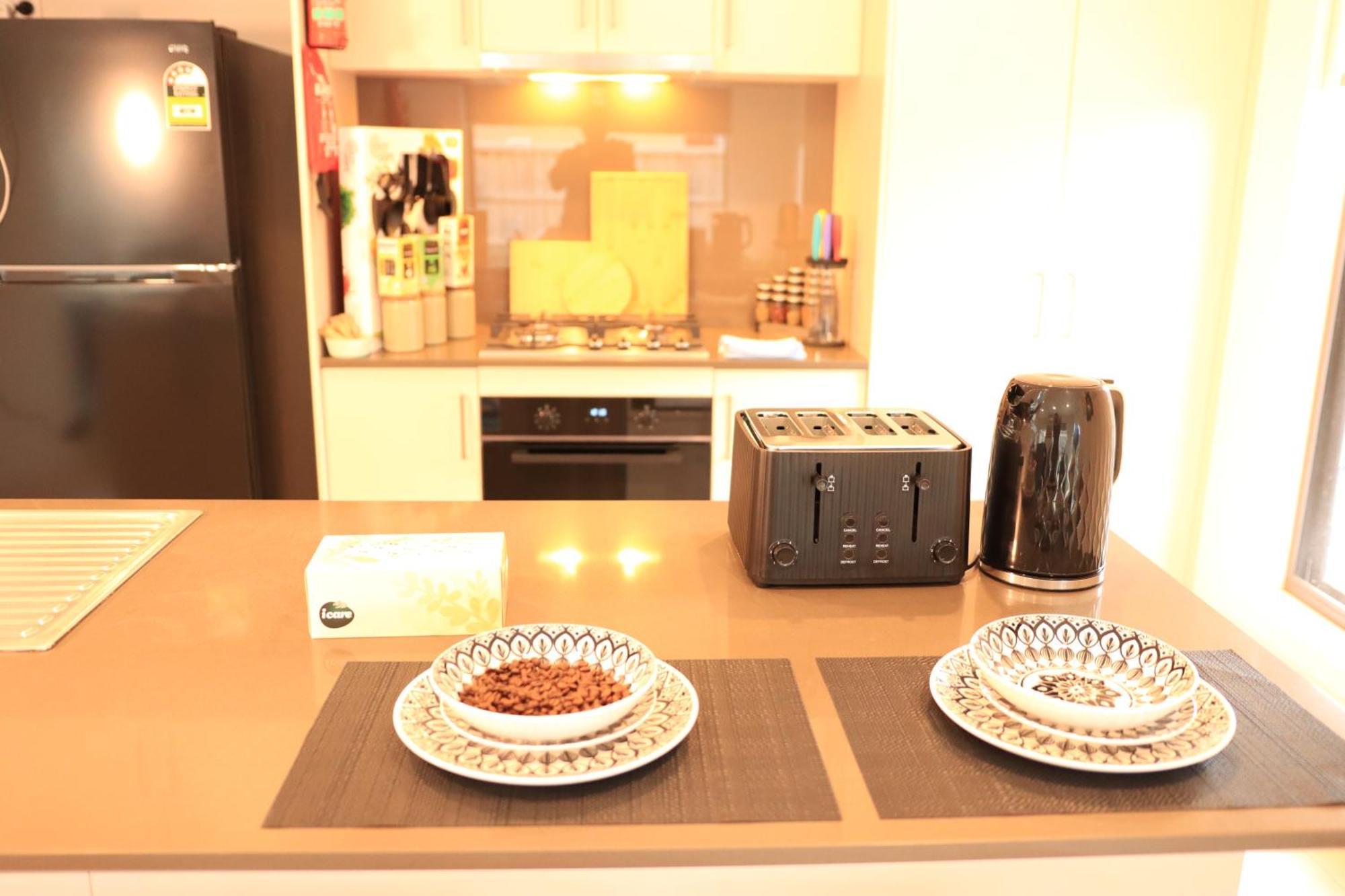 Melbourne Holiday House For 15 Peoples In Sanctuary Lake بوينت كوك المظهر الخارجي الصورة